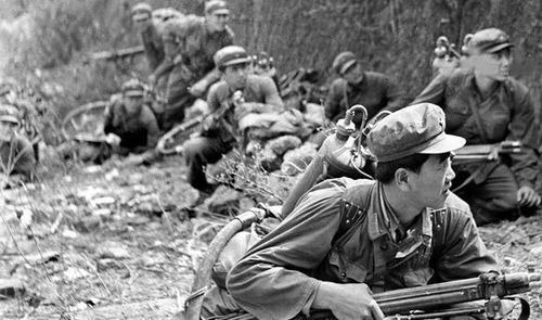 忠义与生存 中越战争中一位连长的抉择